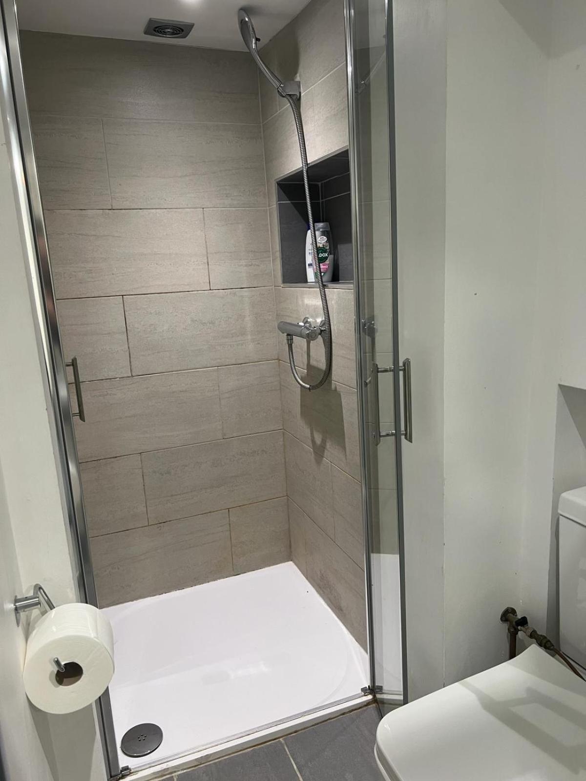 Comfy Private Bedrooms In Euston, Central 伦敦 外观 照片
