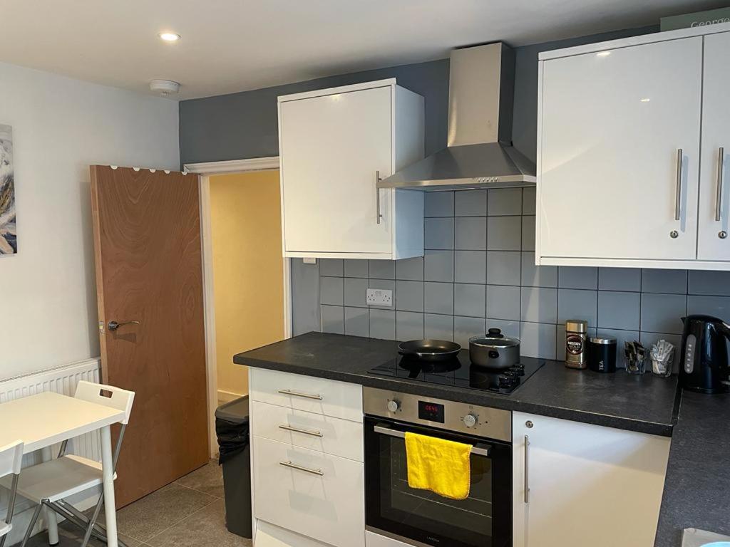 Comfy Private Bedrooms In Euston, Central 伦敦 外观 照片